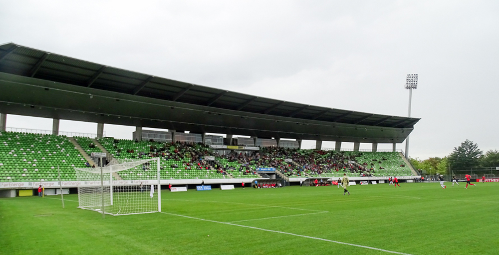 Heimsieg im ersten Liga Spiel